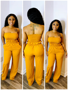 Yellow pants set